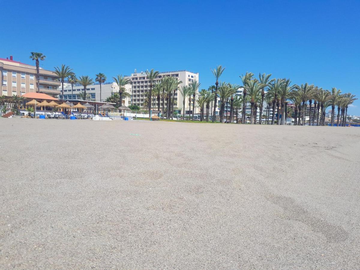 Atico Duplex Con Vistas Al Mar. Dos Plazas De Garaje Apartment ตอร์เรโมลิโนส ภายนอก รูปภาพ