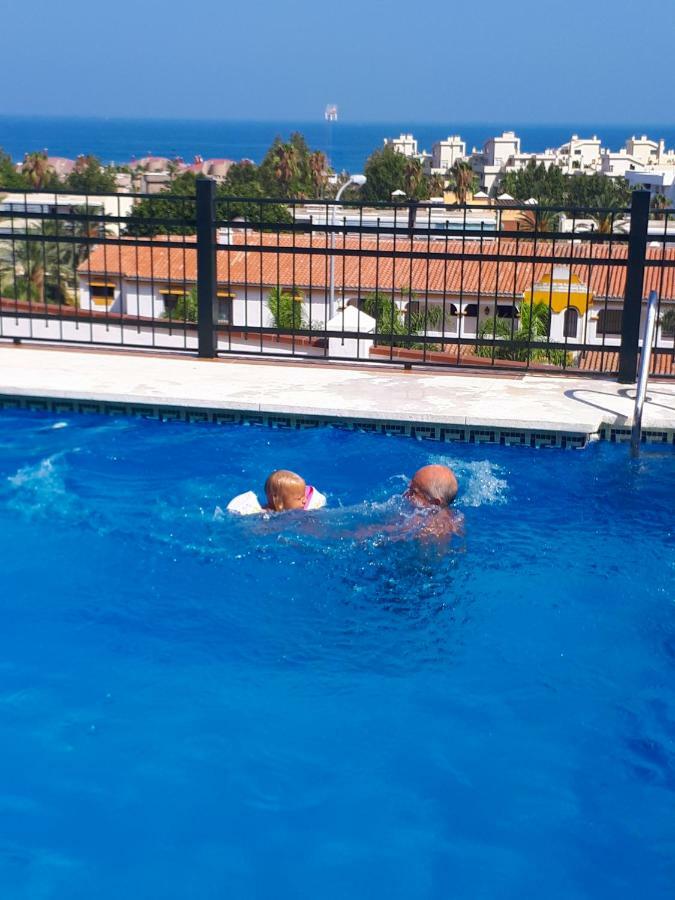 Atico Duplex Con Vistas Al Mar. Dos Plazas De Garaje Apartment ตอร์เรโมลิโนส ภายนอก รูปภาพ