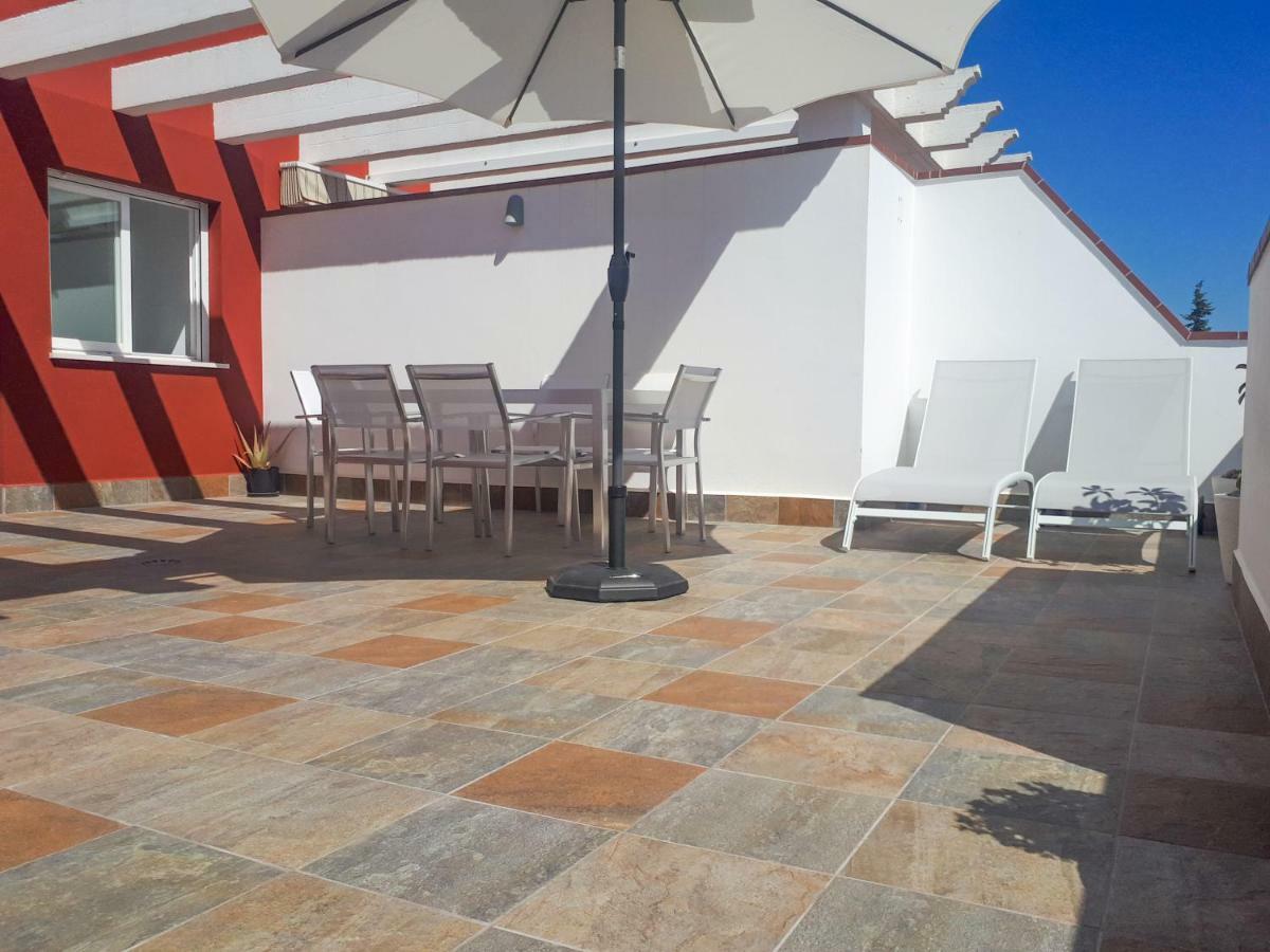 Atico Duplex Con Vistas Al Mar. Dos Plazas De Garaje Apartment ตอร์เรโมลิโนส ภายนอก รูปภาพ